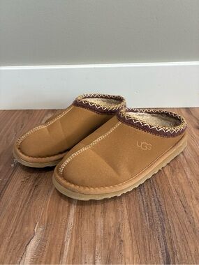 UGG Chestnut Tan Cozy Slip-On Clog Mules Slippers Womens 7 Sherpa Lined Classic